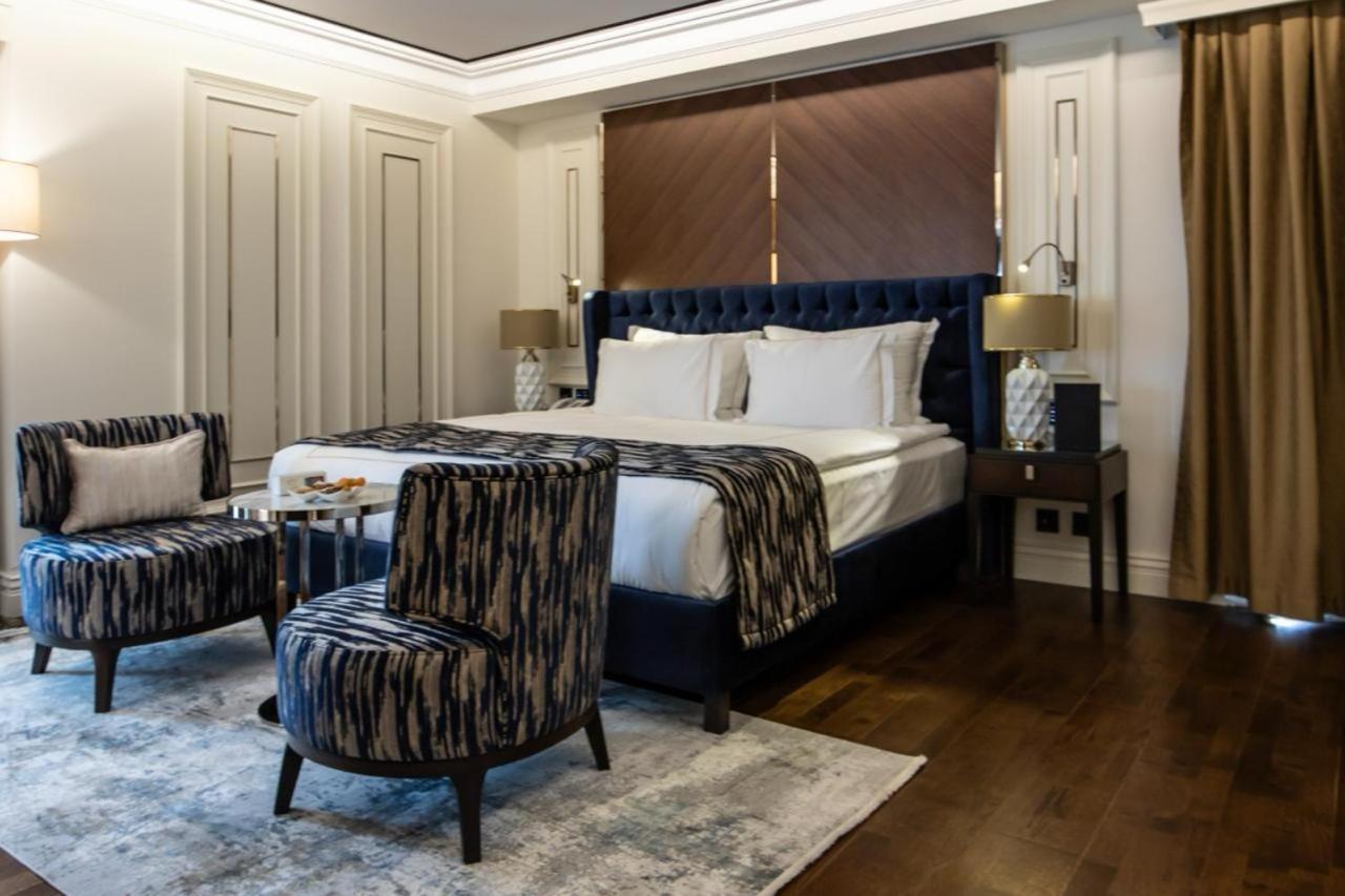 Xheko Imperial Luxury Hotel & Spa تيرانا المظهر الخارجي الصورة A bedroom at the hotel