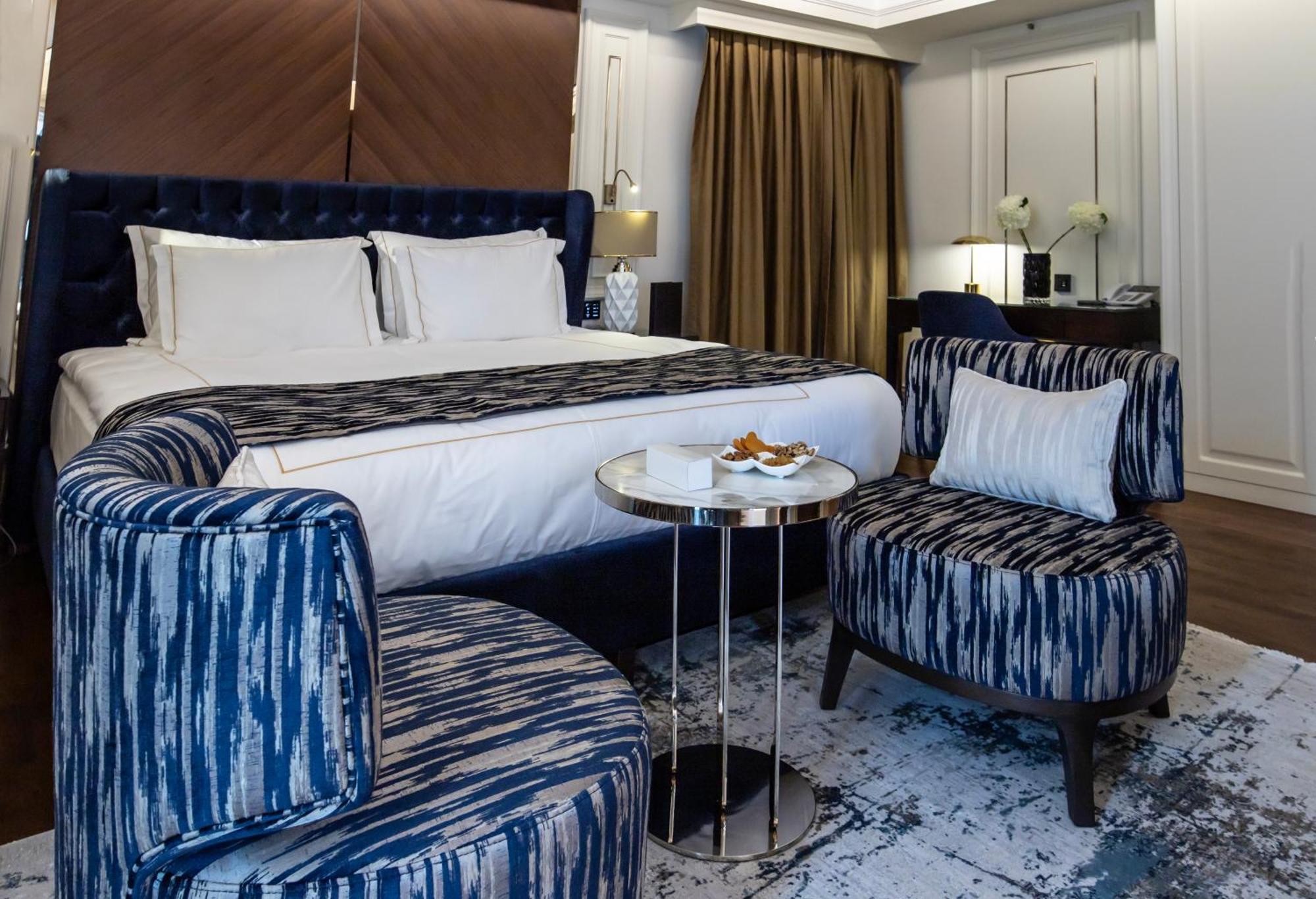 Xheko Imperial Luxury Hotel & Spa تيرانا المظهر الخارجي الصورة A bedroom at the hotel